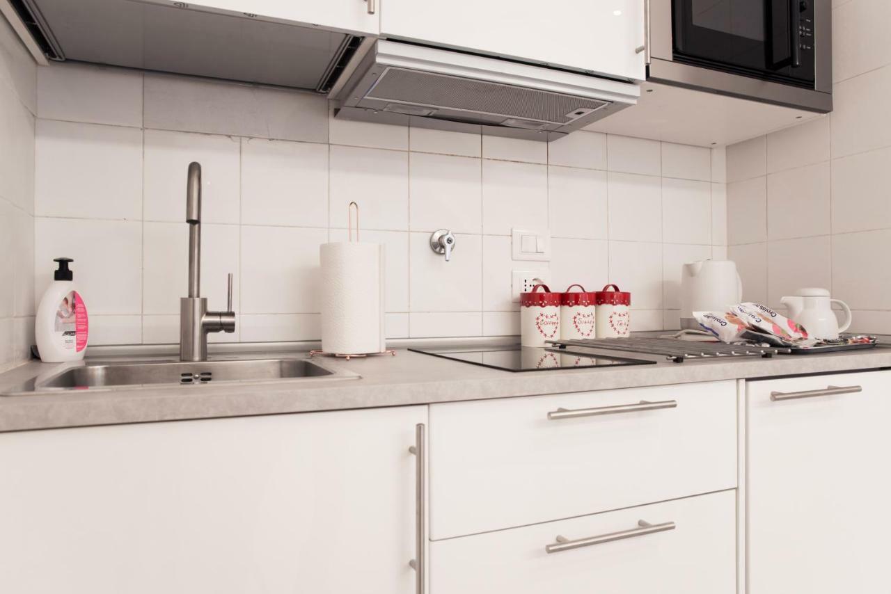 Apartment Tourist House - Fringe - Self Check-in Bologna